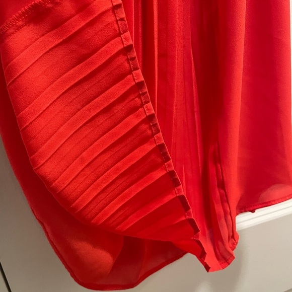 DR2 Red Ruched Tank Top - Picture 6 of 14